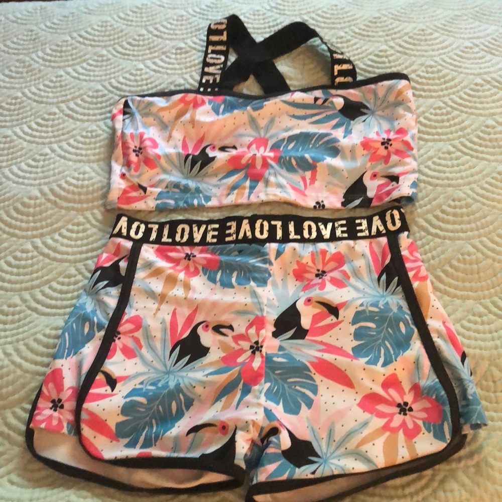 Toucan Print SHEIN swim set